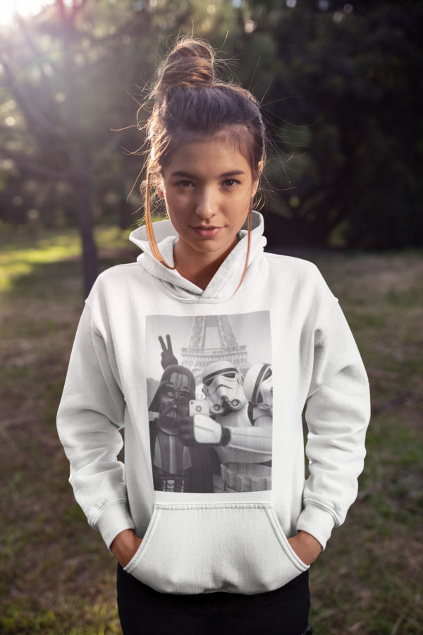 Image de sweat à capuche blanc pour femme "Selfie à Paris - Star Wars" - MCL Sérigraphie