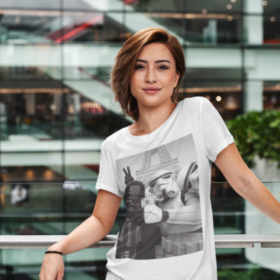 Image de t-shirt blanc pour femme "Selfie à Paris - Star Wars" - MCL Sérigraphie