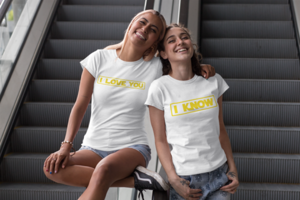 Image de duo de t-shirts blancs femme "I Love You/I Know" - MCL Sérigraphie
