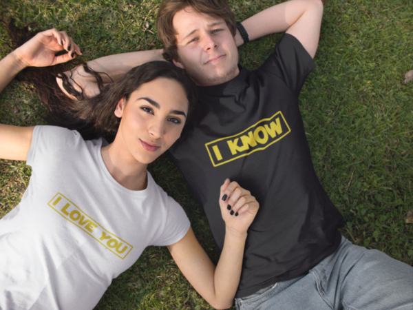 Image de duo de t-shirts blanc femme et noir homme "I Love You/I Know" - MCL Sérigraphie