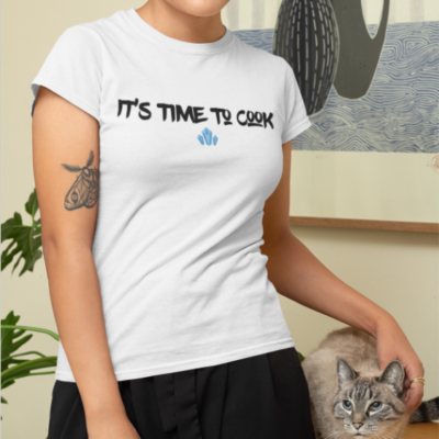 Image de t-shirt blanc pour femme "It's time to cook - Breaking Bad"- MCL Sérigraphie