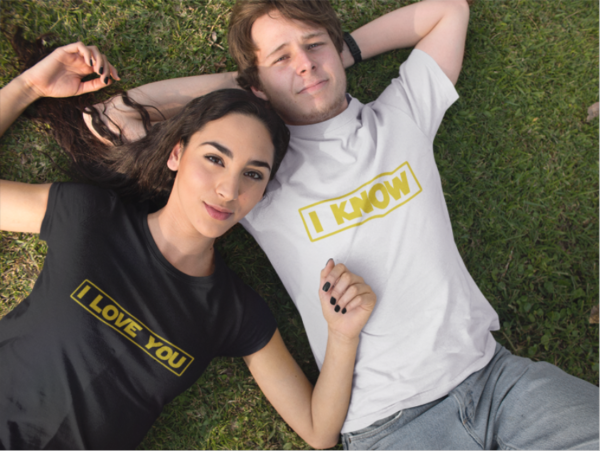 Image de duo de t-shirts noir femme et blanc homme "I Love You/I Know" - MCL Sérigraphie