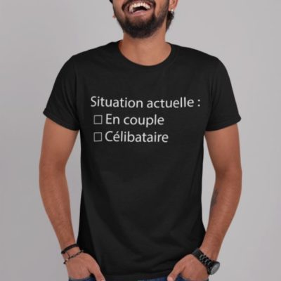 Image de t-shirt noir homme "Situation actuelle : En couple/Célibataire" - MCL Sérigraphie