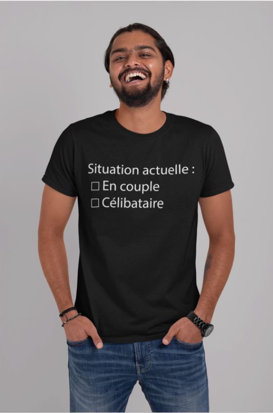 Image de t-shirt noir homme "Situation actuelle : En couple/Célibataire" - MCL Sérigraphie