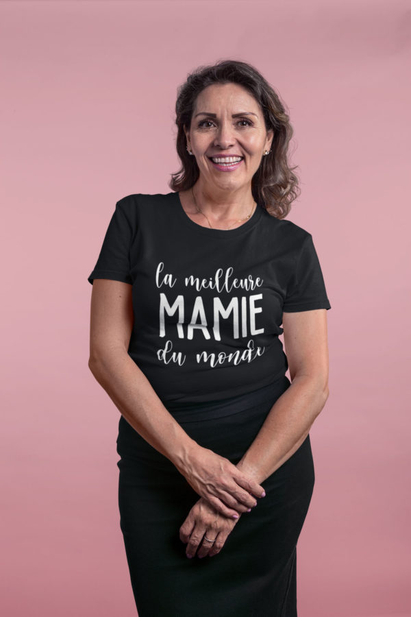 Image du t-shirt noir pour femme "La meilleure mamie du monde" - MCL Sérigraphie