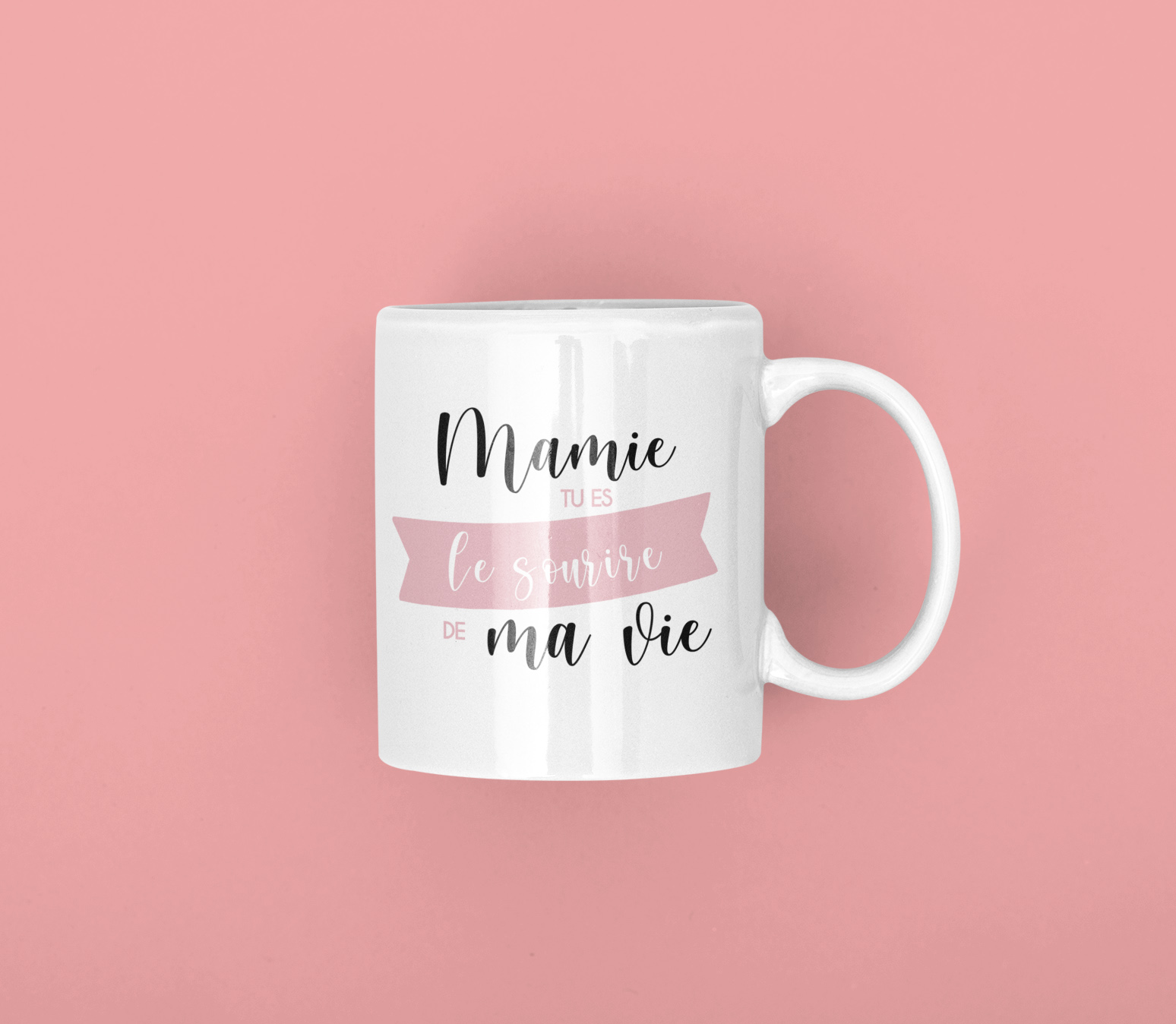 Mug "Mamie, tu es le sourire de ma vie" - MCL Sérigraphie Image de mug "Mamie, tu es le sourire de ma vie" - MCL Sérigraphie