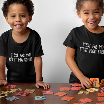 Duo t-shirts noirs "C'est pas moi" - spécial frère et sœur - MCL Sérigraphie