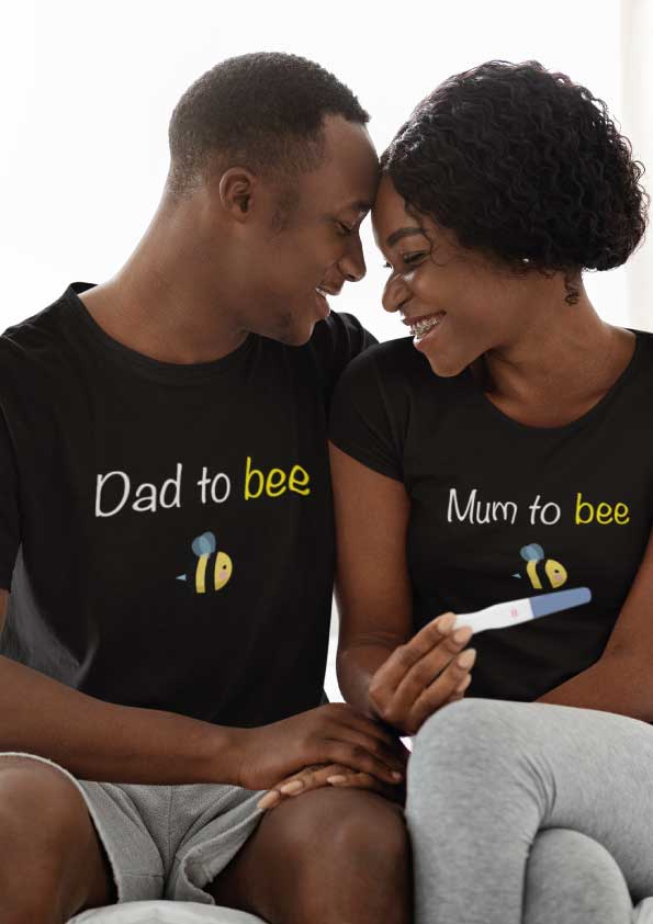 Image de t-shirts duo noir "Mum to bee/Dad to bee"-MCL Sérigraphie