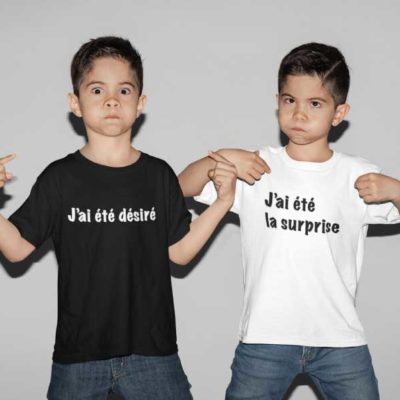 Image de t-shirts duo noir et blanc "J'ai été désiré/J'ai été la surprise "-MCL Sérigraphie
