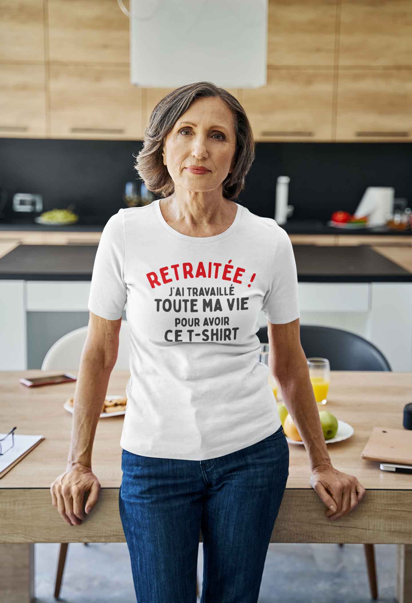 Image de t-shirt "Retraitée, j'ai travaillé toute ma vie pour avoir ce t-shirt" - MCL Sérigraphie